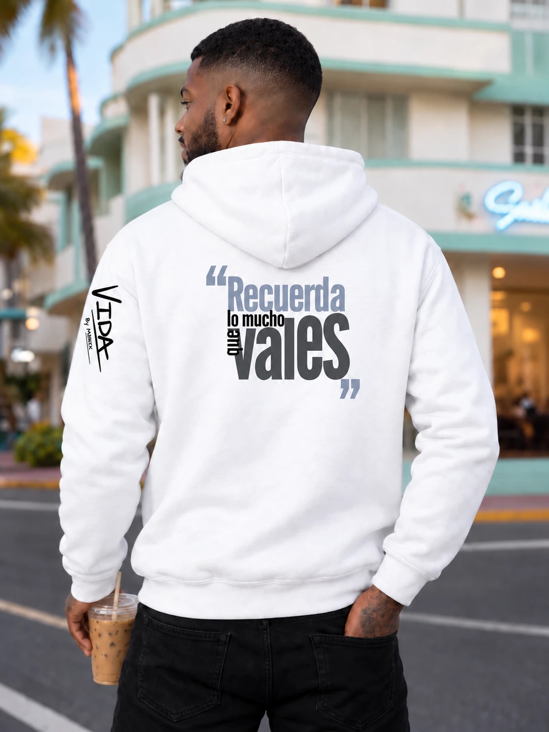 Tinta, back of the white hoodie with optional Spanish message: Recuerda lo mucho que vales