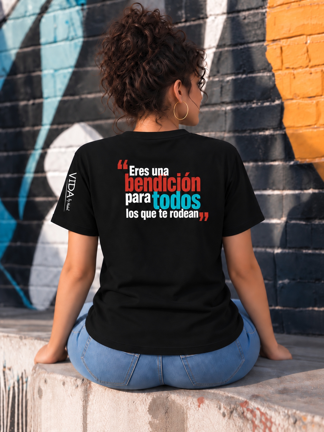 Océano, back of the black T-shirt with optional Spanish message: Eres una bendición para todos los que te rodean