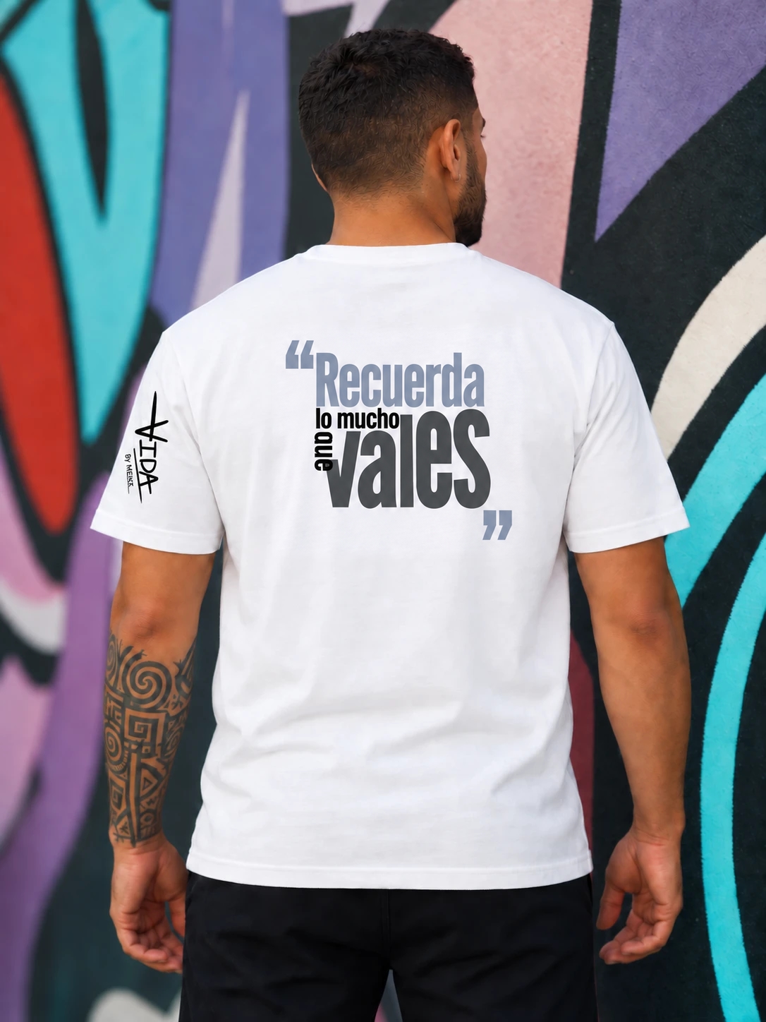 Tinta on Vida Tee — White — Spanish back print: Recuerda lo mucho que vales